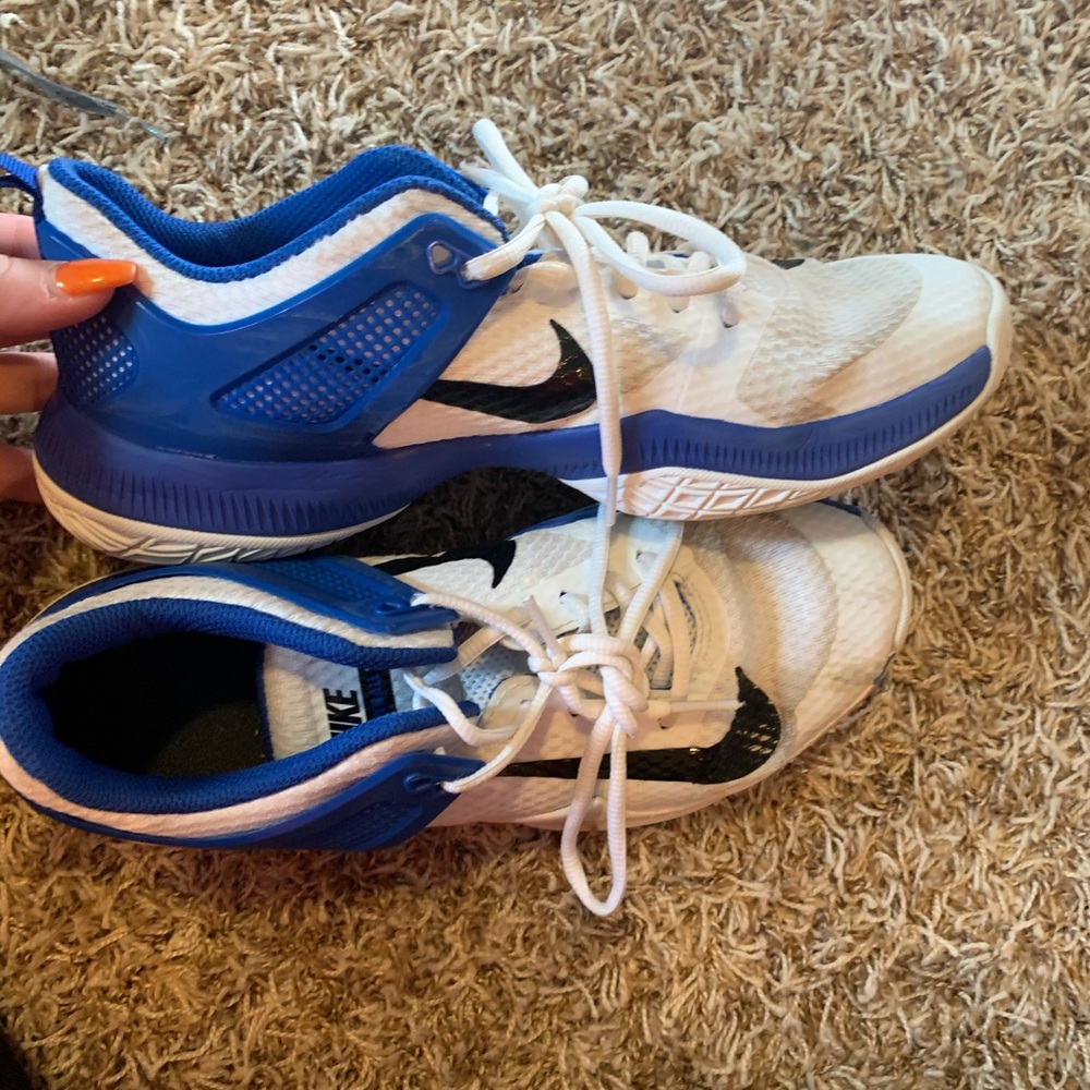 Nike volleyball shoes